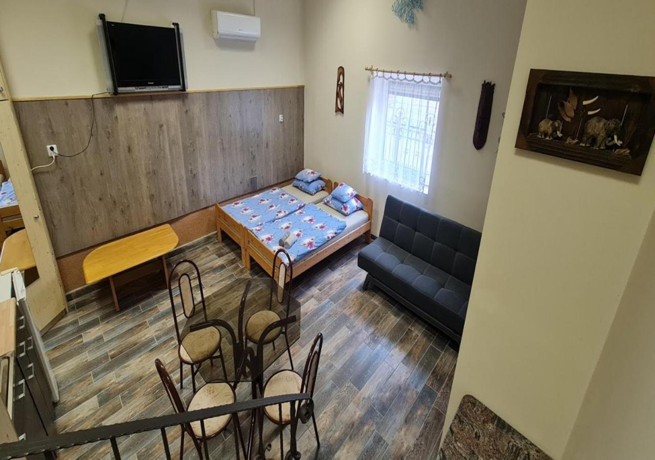 Oazis Apartman ハルカーニャ エクステリア 写真