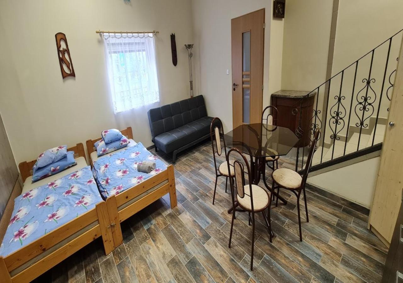 Oazis Apartman ハルカーニャ エクステリア 写真